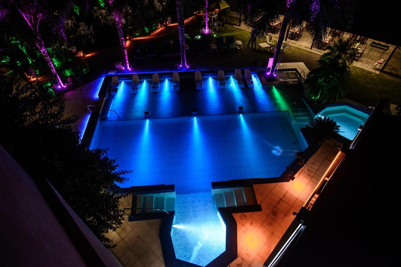 Hotel Termal Emperatriz Termas de Río Hondo מראה חיצוני תמונה