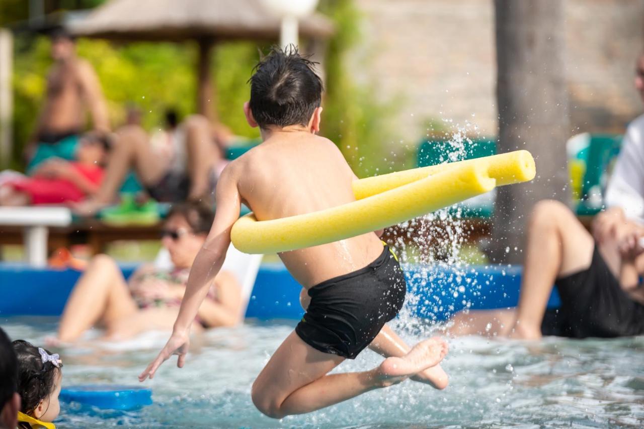 Hotel Termal Emperatriz Termas de Río Hondo מראה חיצוני תמונה