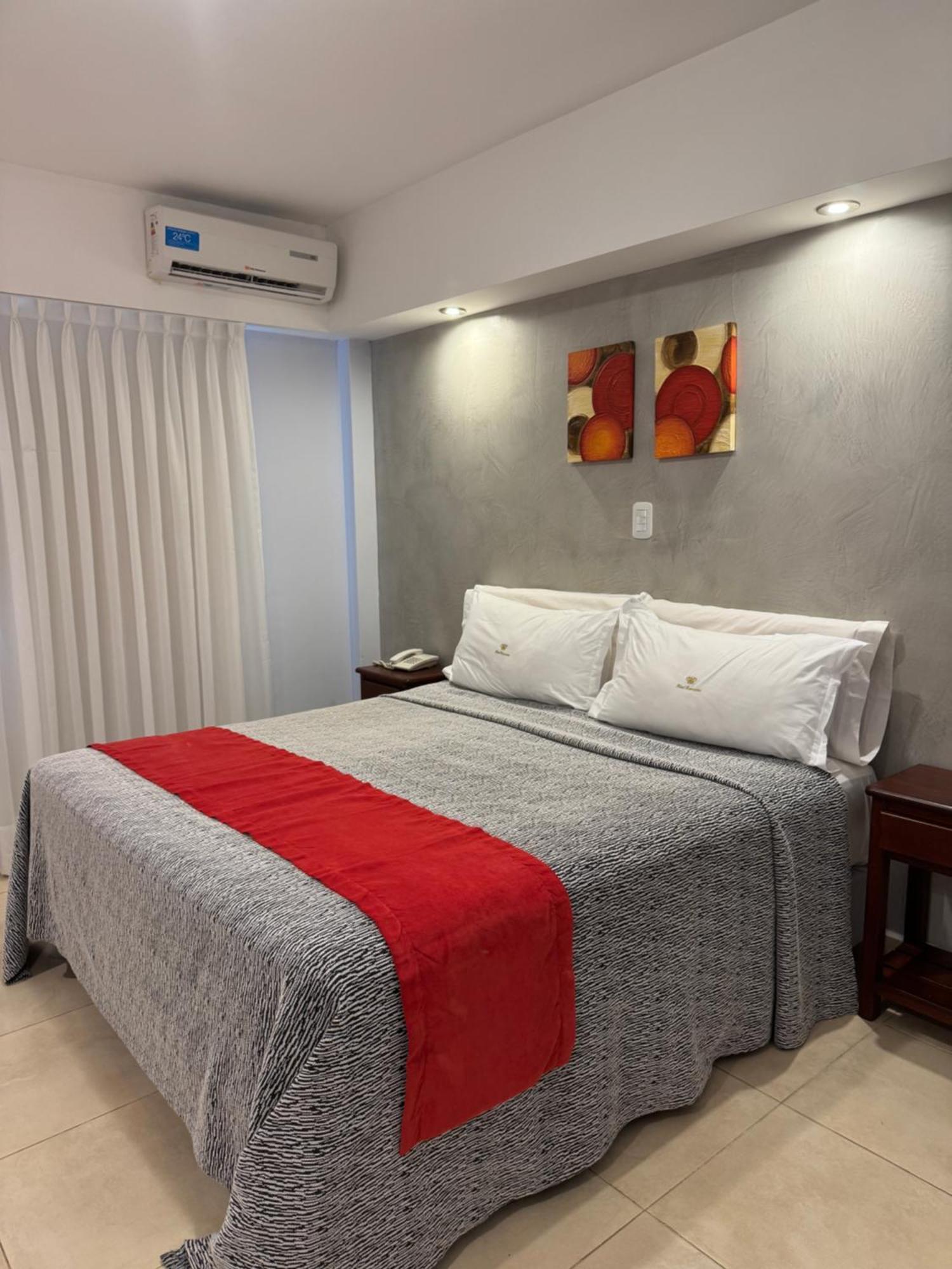 Hotel Termal Emperatriz Termas de Río Hondo מראה חיצוני תמונה